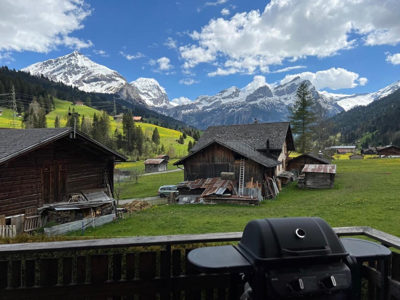 Beautiful Apartment With Stunning View Gsteig ภายนอก รูปภาพ